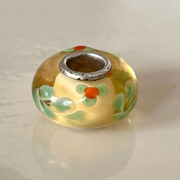 TROLLBEADS UU Light Yellow & Green Flower Ferns LAA 925S Preowned, Excellent - Picture 6 of 8